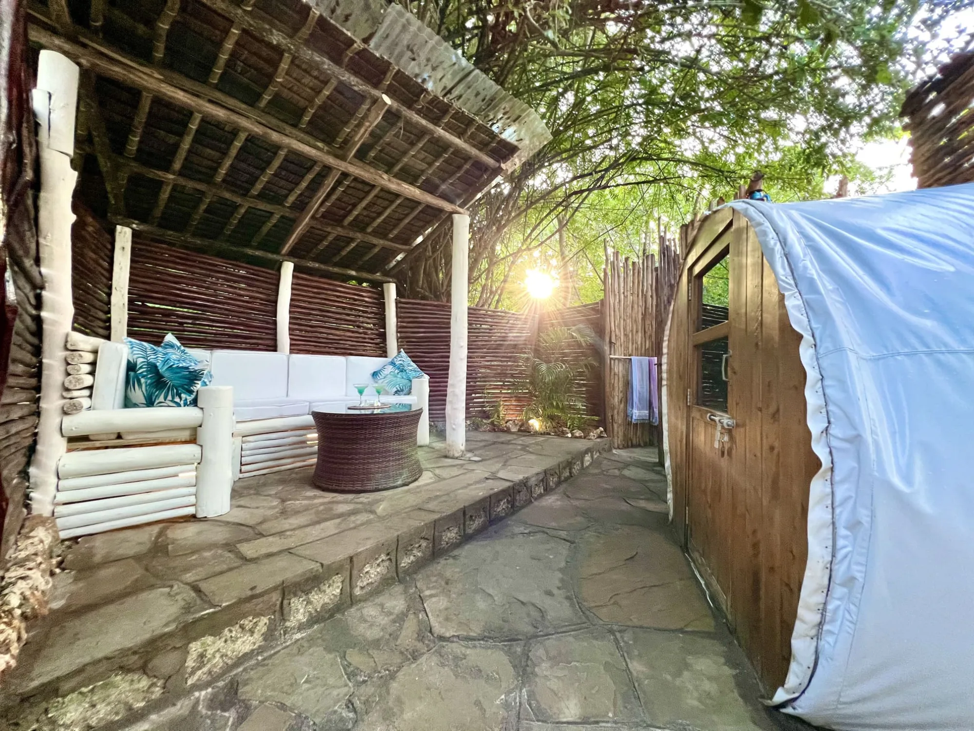 bush bubble lodge